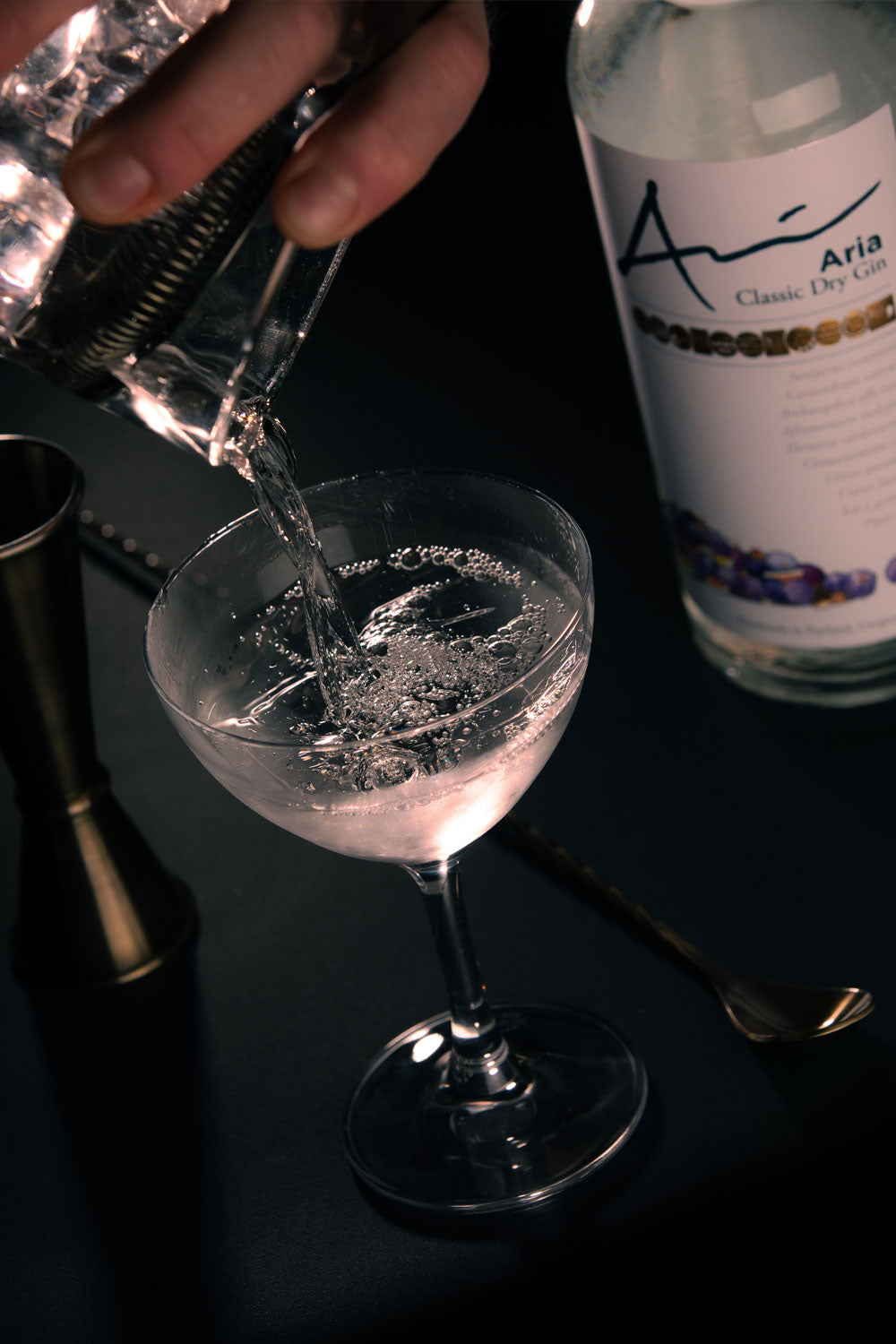 Aria Classic Dry Gin 45% ABV / 90 Proof (750mL)